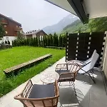 Apartment Magnifique Avec Terrasse Spacieuse Et Jardin Loeche-les-bains