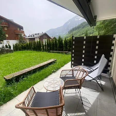 Daire Magnifique Avec Terrasse Spacieuse Et Jardin Loeche-les-bains